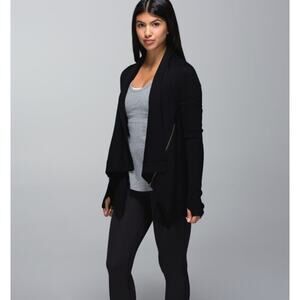 NWOT lululemon Wrap It Up Sweater - 8